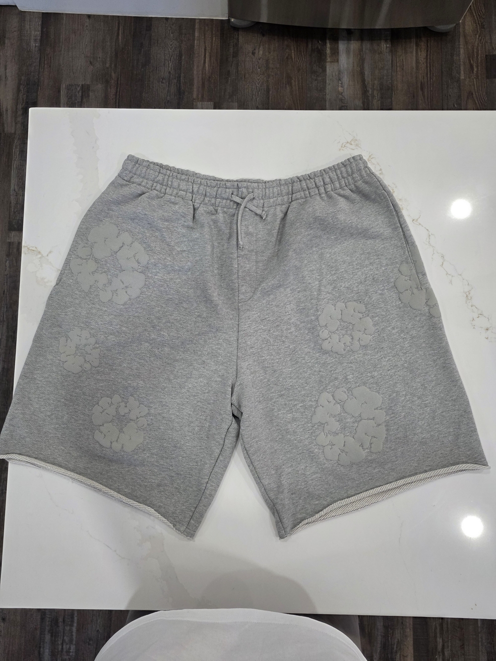 Denim Tears Mono Wreath Sweatshorts Grey XL Oversized Tonal Cotton Shorts